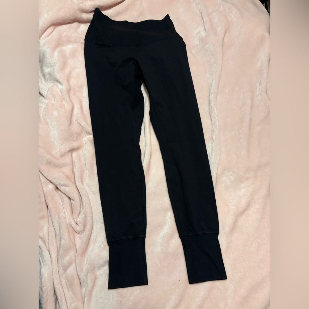⭐️ black Lululemon pants size 8